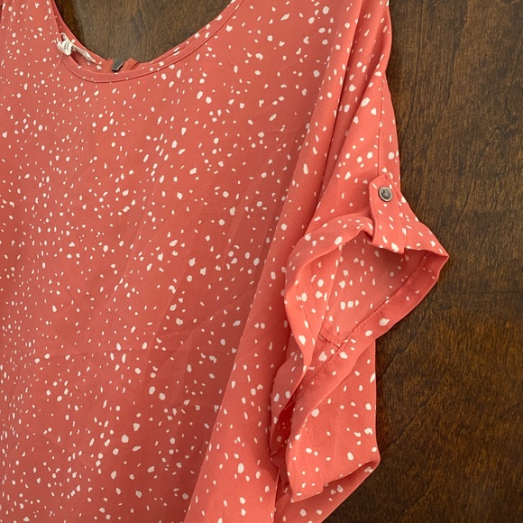 Maurice’s short sleeve top - Picture 3 of 5